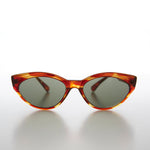 Load image into Gallery viewer, Small Oval Cat Eye Vintage Sunglass
