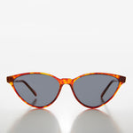 Load image into Gallery viewer, Classic Almond Cat Eye Vintage Sunglasses - Rhea
