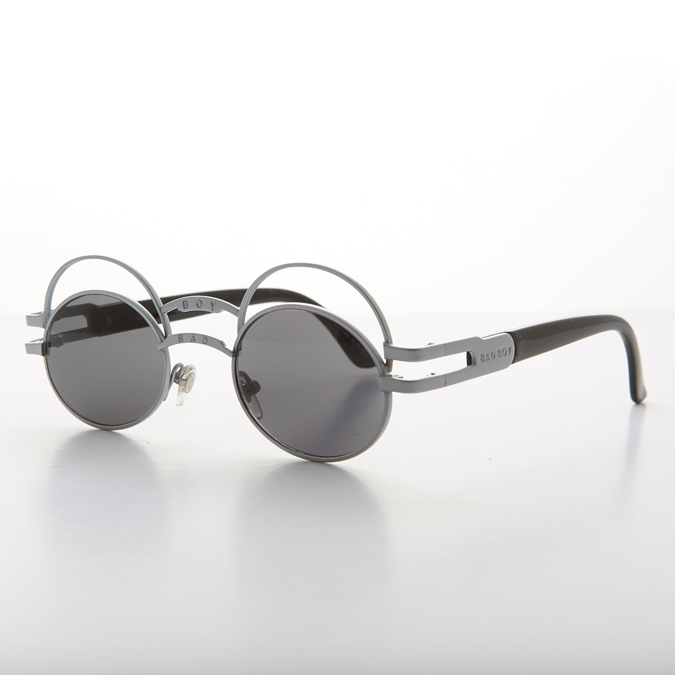 Futuristic Oval Sunglass with Double Eyelid