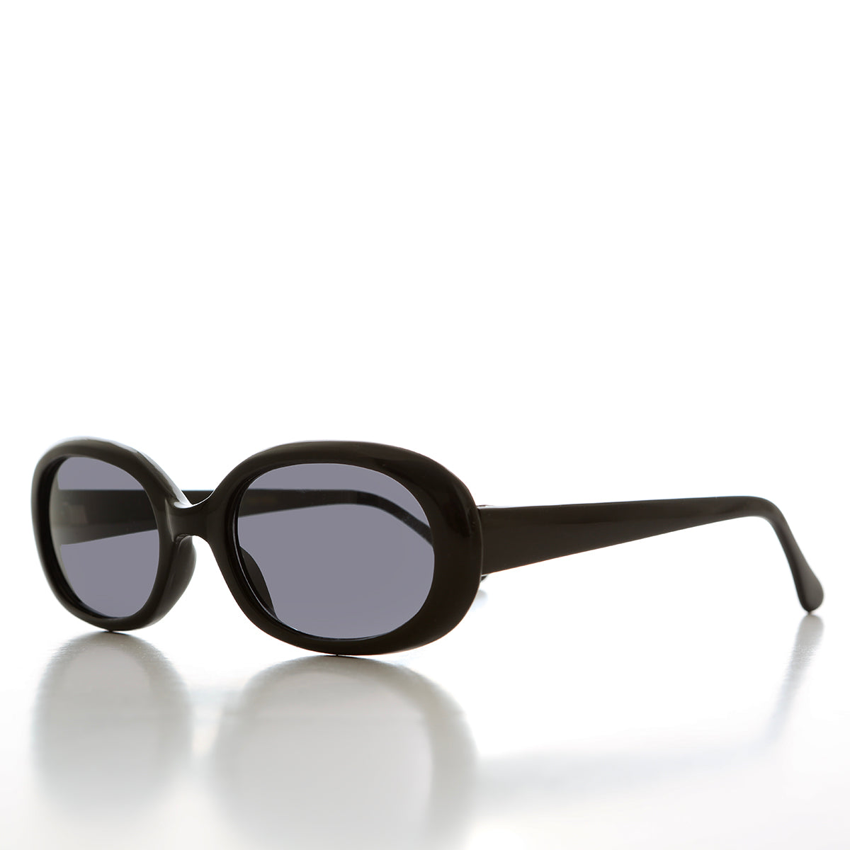 Classic Oval Vintage Sunglasses