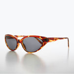 Load image into Gallery viewer, cat eye sunglasses
