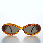 Load image into Gallery viewer, Classic Chunky Oval Women's Sunglasses
