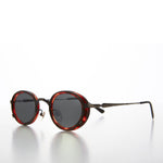 Load image into Gallery viewer, Oval 90s Vintage Sunglass 
