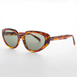 Load image into Gallery viewer, Women&#39;s Oversized Cat Eye Vintage Sunglasses - Ava
