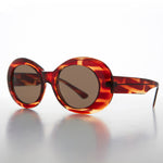 Load image into Gallery viewer, Oval Clout Cat Eye Vintage Sunglasses

