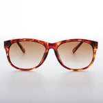 Load image into Gallery viewer, Classic Round 80s Vintage Sunglass 
