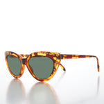 Load image into Gallery viewer, Gold Stud Cat Eye Sunglasses
