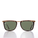 Load image into Gallery viewer, 90s Unique Gold Brow Squared Sunglass
