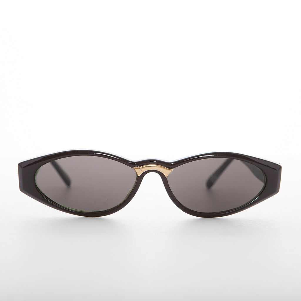 Sleek 90s Vintage Sunglass with Gold Detail 