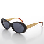 Load image into Gallery viewer, Oval Mod Punk Cateye 90s Vintage Sunglass
