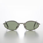 Load image into Gallery viewer, Unique Oval Metal Vintage 90s Sunglass - Lotus
