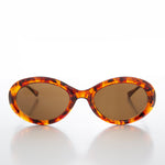 Load image into Gallery viewer, 90s Oval Cat Eye Vintage Sunglass - Macy
