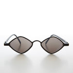 Load image into Gallery viewer, Diamond Shape Vintage Sunglasses
