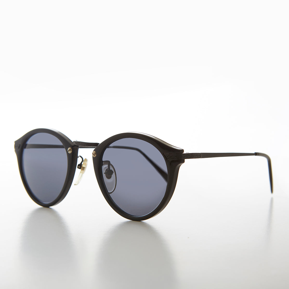 Round P3 Vintage Sunglasses