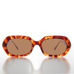 Load image into Gallery viewer, womens vintage sunglasses
