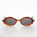 Load image into Gallery viewer, Small Oval Sci-Fi Vintage Sunglass
