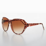 Load image into Gallery viewer, Round Oversized Colorful Butterfly Vintage Sunglass - Nessa
