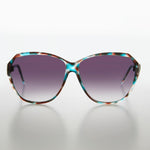 Load image into Gallery viewer, Round Oversized Colorful Butterfly Vintage Sunglass - Nessa
