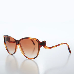 Glamorous Cat Eye Vintage Sunglasses