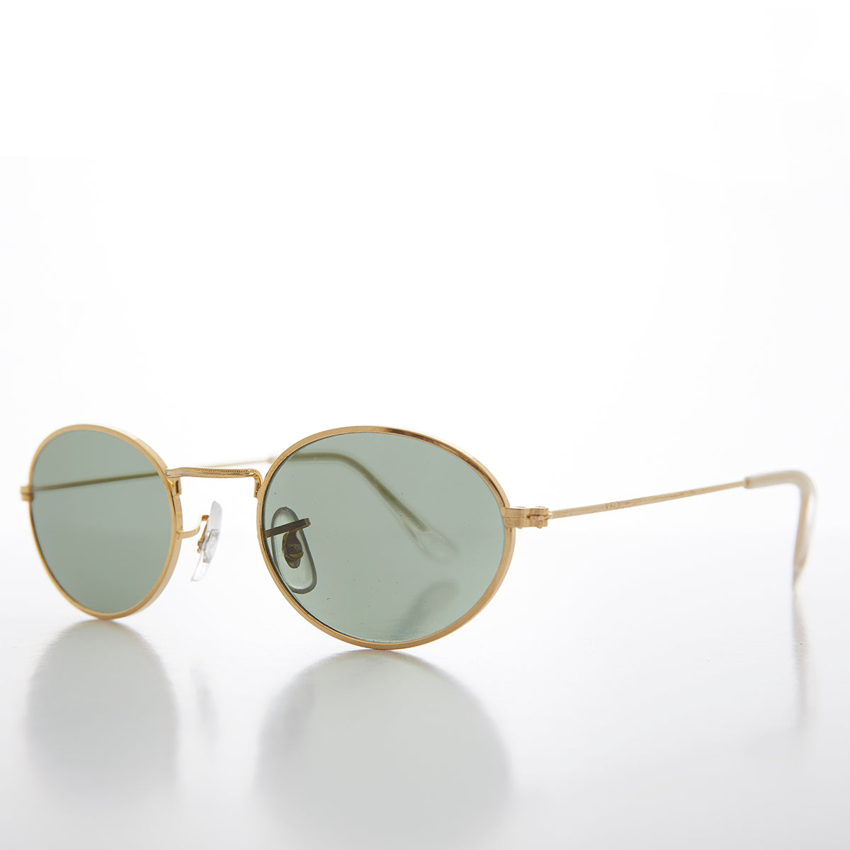 oval gold frame