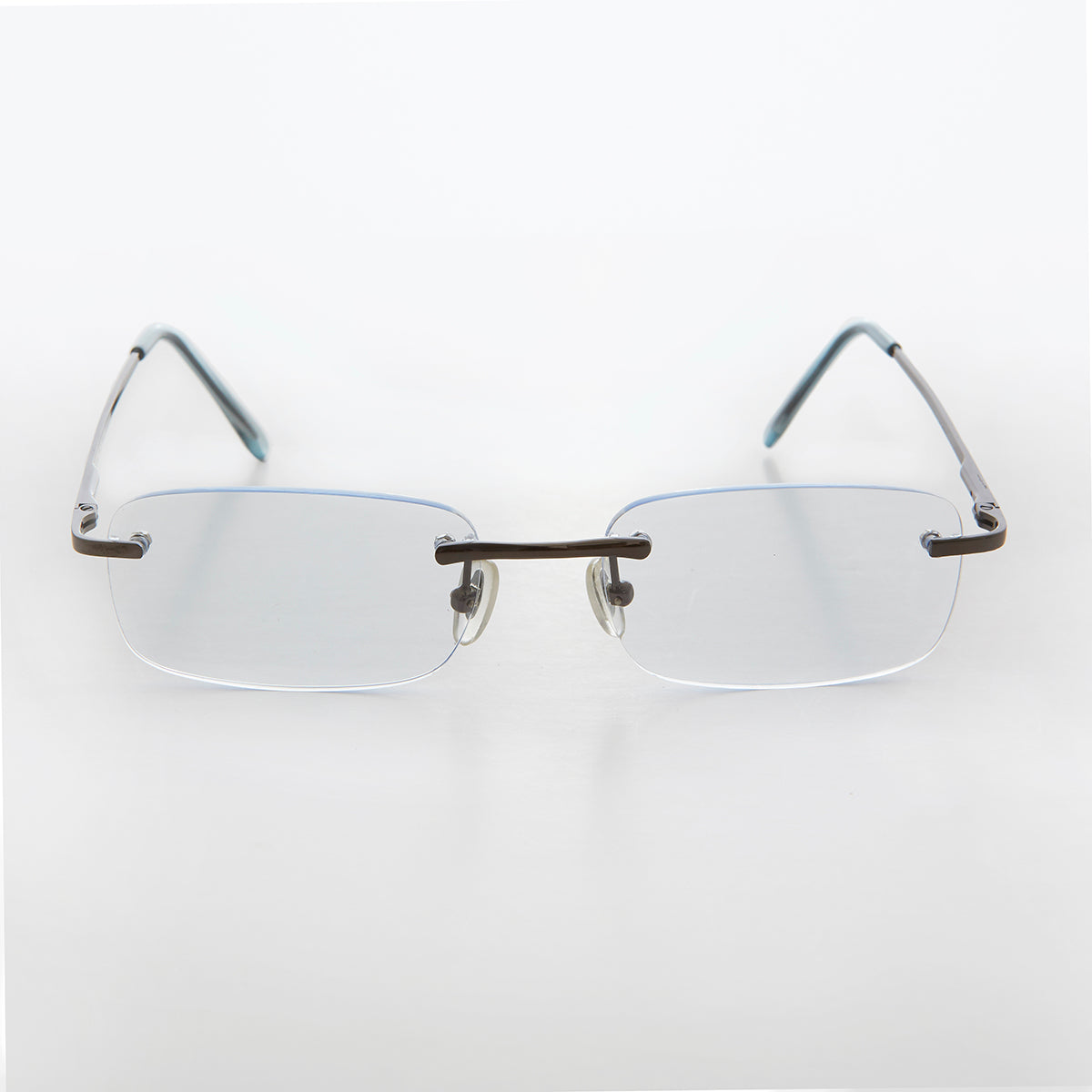 Lightweight Readers with Tinted Lenses