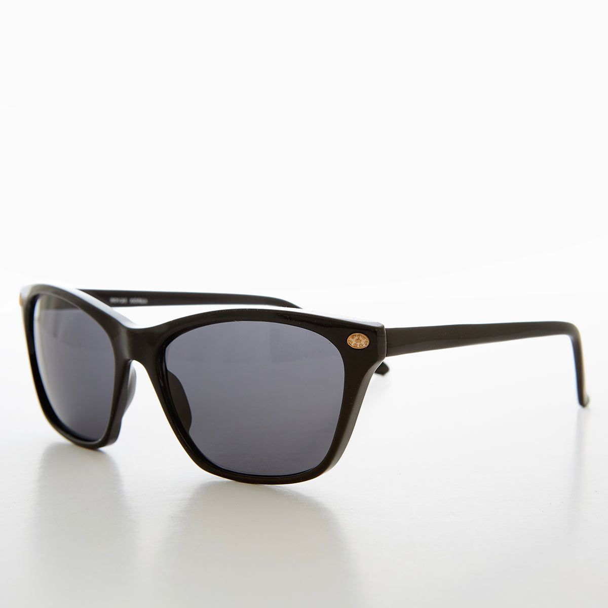 Black Simple Classic Vintage Sunglasses