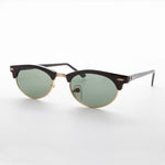 Load image into Gallery viewer, Oval Horn Rim Vintage Sunglass with Glass Lens
