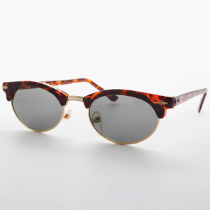 Oval Horn Rim Vintage Sunglass with Glass Lens - Shelby