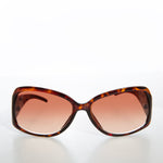 Load image into Gallery viewer, Oversized Wide Frame Women's Vintage Sunglasses
