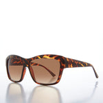 Load image into Gallery viewer, Large Square Women's Classic Sunglasses 
