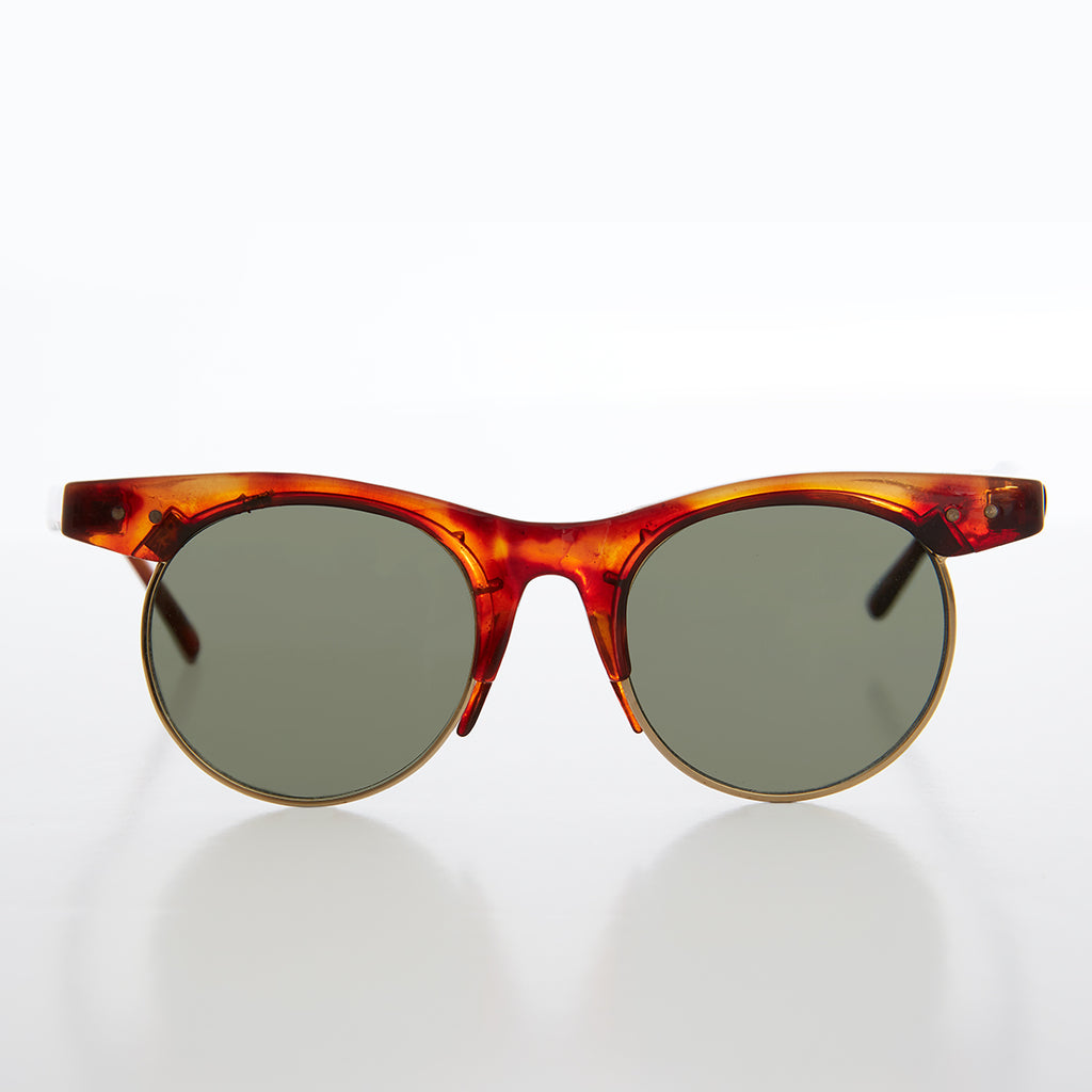 Round Extended Horn Rim Vintage Sunglass 