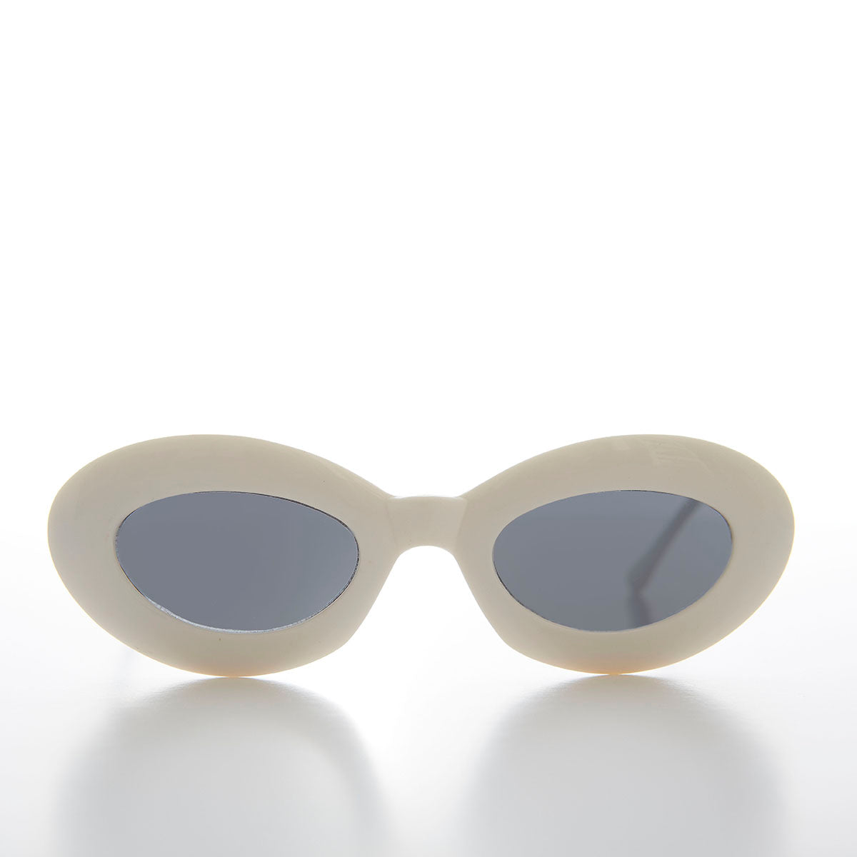 Chunky Retro 60s Cat Eye Vintage Sunglass