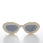 Load image into Gallery viewer, Chunky Retro 60s Cat Eye Vintage Sunglass
