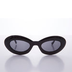 Load image into Gallery viewer, Chunky Retro 60s Cat Eye Vintage Sunglass
