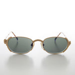 Load image into Gallery viewer, Oval Luxury Vintage 90s Sunglass - Zoom
