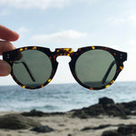 Load image into Gallery viewer, Tortoiseshell Polarized Round Edge Sunglass
