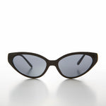 Load image into Gallery viewer, Shallow Lens Extreme Cat Eye Sunglass
