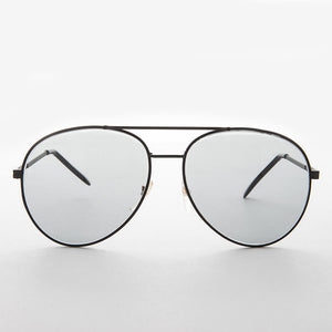 rounded aviator vintage sunglass with Corning USA glass transition lens