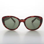 Load image into Gallery viewer, black rounded vintage cat eye sunglass
