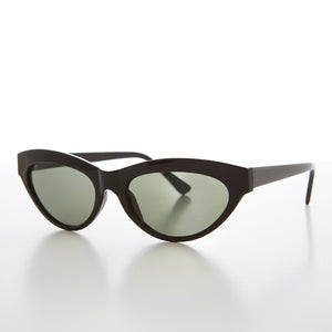 Classic Women's Cat Eye Retro Sunglass