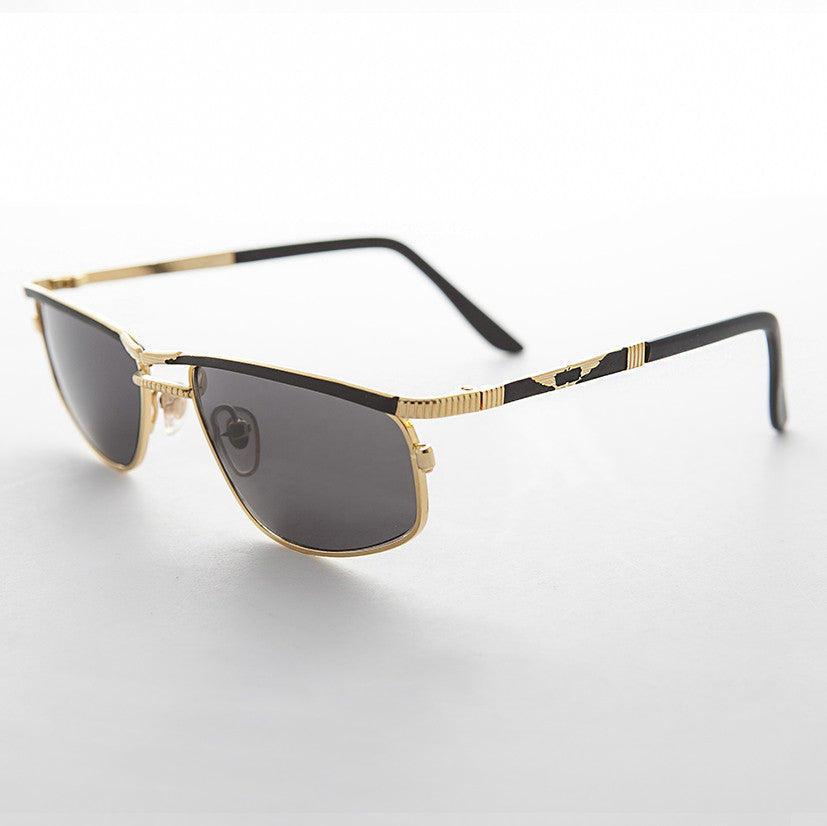 optical quality metal vintage aviator sunglass