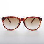 Load image into Gallery viewer, 80s round horn rim vintage sunglass
