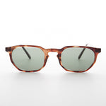 Load image into Gallery viewer, tortoiseshell polygon vintage sunglass with keyhole bridge
