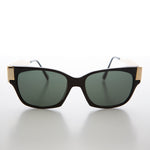 Load image into Gallery viewer, Mod Unisex Vintage Sunglass with Gold Temples 
