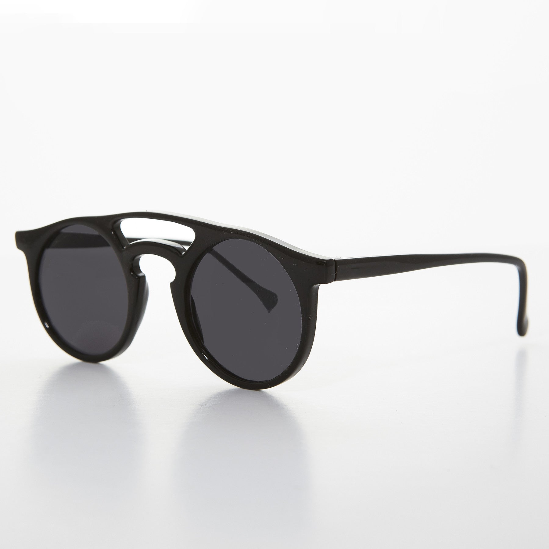 Sun Buddies Edgar Unisex Sunglasses White EDGAR-CRL| Buy Online at  FOOTDISTRICT