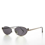 Load image into Gallery viewer, Industrial Metal Frame Oval 90s Steampunk Sunglass
