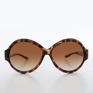round oversized tortoise women's sunglasses with gradient lenses
