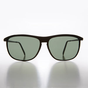 Black Curved Vintage Sunglass 