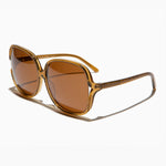 Load image into Gallery viewer, oversized women&#39;s retro sunglass with polarized lenses
