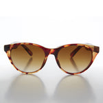Load image into Gallery viewer, Classic Tortoiseshell Cat Eye Vintage Deadstock Sunglass - Kitty
